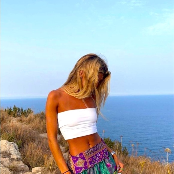 Meet your Posher, Sofia - Picture 1 of 1